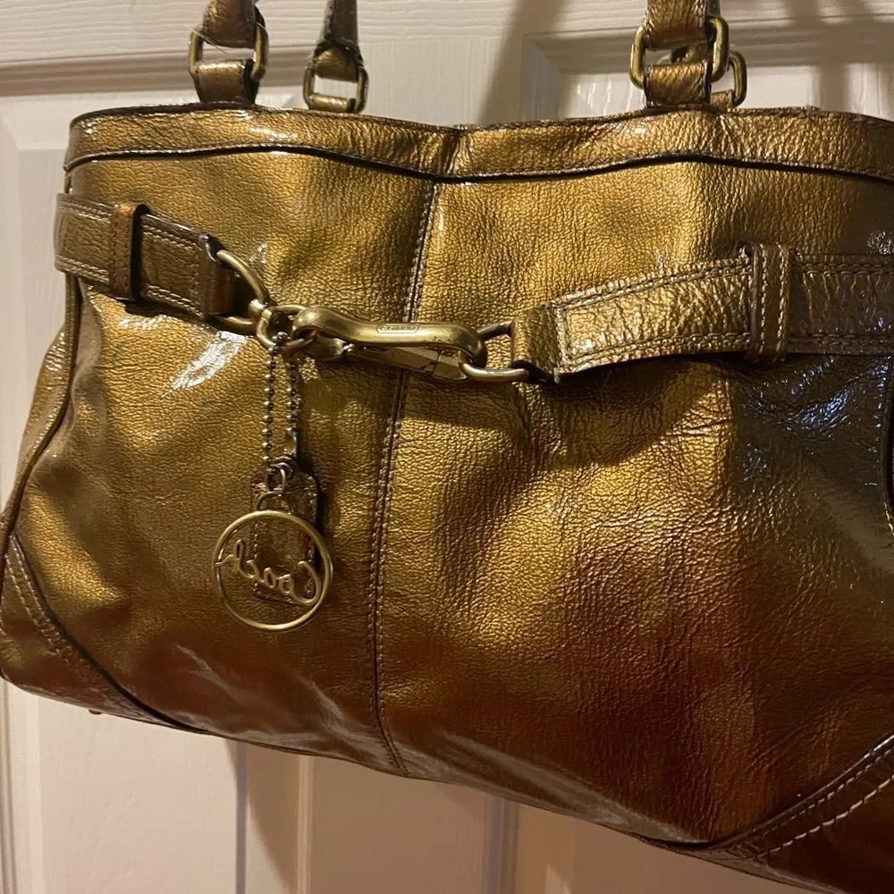 Coach patent leather Metallic Gold Shoulder Bag F15457 with gold tone accents